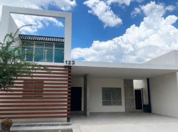 Casa de 3 habitaciones, Saltillo · Venta Casa en Habita I