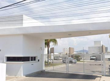Casa en condominio de 3 habitaciones, Querétaro · Casa Dentro de Fraccionamiento en Venta en Lomas del Marques, Santiago de Queretaro