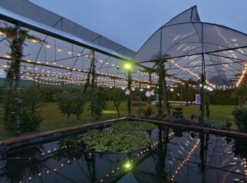 Local comercial · 8476m² · Salon de Eventos en Cuernavaca