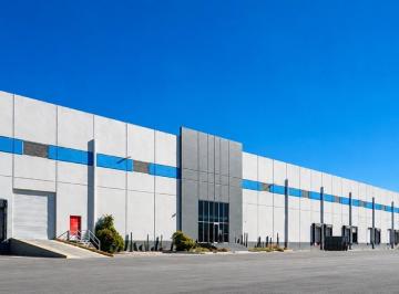 Bodega comercial · 3300m² · Bodega Industrial en El Colon, Qro. de 3,300 m² con Iluminación Leed