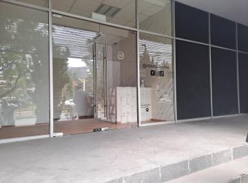 Oficina · 300m² · 5 Estacionamientos · Oficina en Renta en Toluca