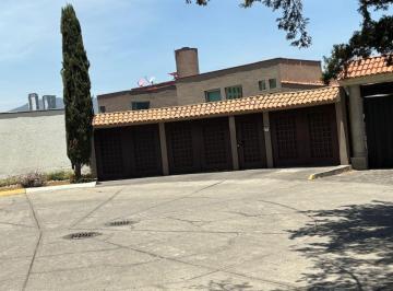 Casa de 3 habitaciones, Huixquilucan · Casa en Venta en Cerrada Bosques de La Herradura