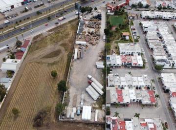 Terreno / Lote , León · ¡Haz Crecer Tu Empresa en La Mejor Ubicación!