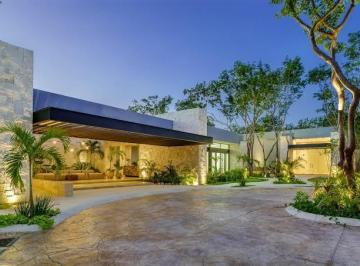Casa · 250m² · 3 Recámaras · 2 Estacionamientos · Casa en Renta en Residencial Valenia