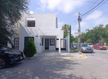 Casa de 3 habitaciones, Apodaca · ¡Casa Única en Venta en Esquina con Terreno Excedente!col. Santa Cecilia, Apodaca, N. L.