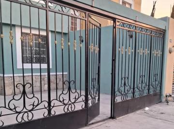 1 · Casa Recien Remodelada Muy Bien Ubicada, Cerca de Escuela y Comercios