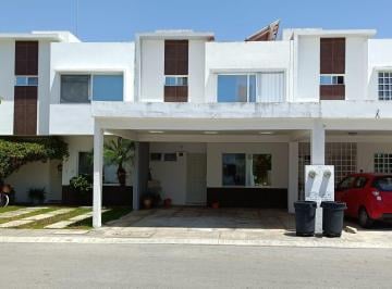 Casa · 147m² · 3 Recámaras · 2 Estacionamientos · Casa en Los Olivos