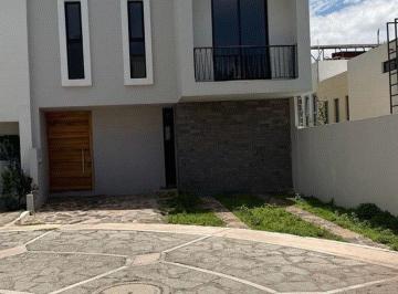 Casa de 3 habitaciones, Tlajomulco de Zúñiga · Casa en Venta Residencial Sendero de Las Moras, Tlajomulco de Zúñiga.