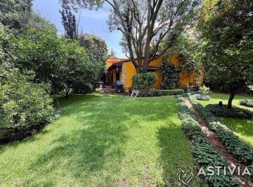 ec357afe1ebf6a21b04c3341420f56708cad5c3e0e9446540090180b20bd7596 · Venta de Casa Estilo Colonial Mexicano | Diseño de Artigas Arquitectos