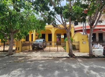 Oficina · 627m² · 2 Estacionamientos · Casona Para Oficina en Renta Merida Itzimna