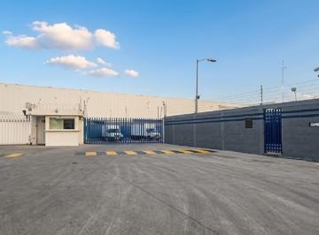 Bodega comercial · 7652m² · Bodega Industrial en Iztapalapa, Cdmx de 7,652 m² con Patio de Maniobra de 40 m.
