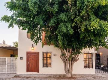 Casa · 180m² · 3 Recámaras · Casa Jacaranda en Renta en La Lejona San Miguel de Allende