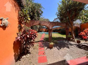 Casa · 215m² · 4 Recámaras · 4 Estacionamientos · Venta Casa en 3 de Mayo, Emiliano Zapata Morelos