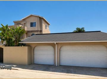 Casa en Venta de 4 habitaciones Ampliación Benito Juárez · Venta de Casa Playas de Rosarito Baja California