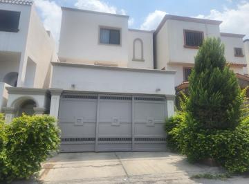 Casa en renta en Bosques de las Cumbres, Monterrey, Nuevo León, ubicada en priva · Casa - Bosques de Las Cumbres