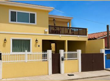 Casa en Venta de 5 habitaciones Mexicali · Venta de Casa en Playas de Rosarito de Baja California
