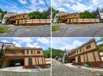 Casa de 4 habitaciones, Guadalupe · Oportunidad en Contry La Silla | 1000 m² + Doble Vista