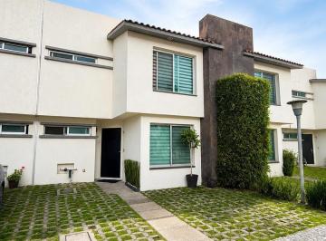 Casa en condominio · 130m² · 3 Recámaras · 2 Estacionamientos · Casa en Renta Villas La Magdalena 4, San Mateo Atenco