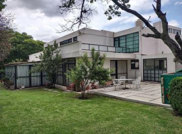 Casa · 470m² · 4 Recámaras · 4 Estacionamientos · Casa en Venta, Ciudad Satélite, 4 Recámaras.