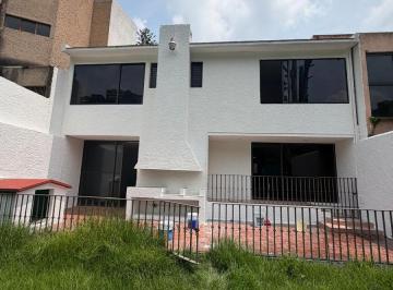 Casa · 318m² · 4 Recámaras · 2 Estacionamientos · Casa en Renta en Calle Abadejo, Lomas de Las Aguilas