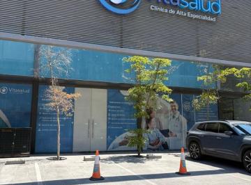 Local comercial , Guadalajara · Local de 360 m² Construidos en Renta en Jardines del Bosque