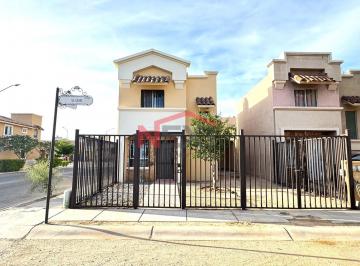 Foto principal · Casa en Venta en California Residencial