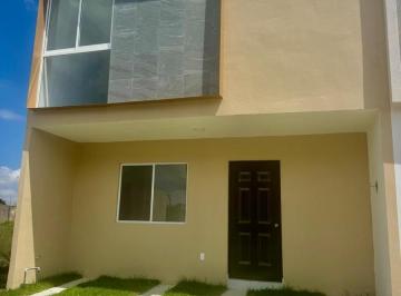 Casa · 135m² · 3 Recámaras · 2 Estacionamientos · Casa Nueva en Tonala