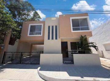 Casa · 3 Recámaras · 1 Estacionamiento · Casa en Laguna de La Puerta