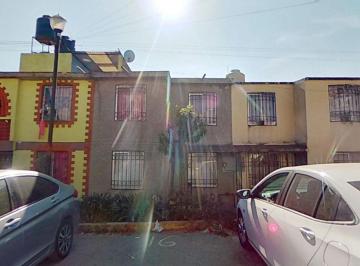 Casa de 2 habitaciones, Cuautitlán Izcalli · Casa de 2 Plantas en Cerrada