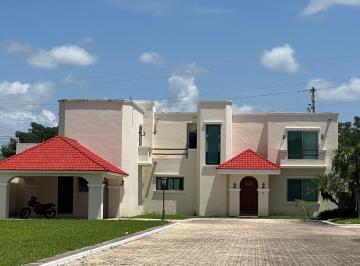 Casa en condominio de 3 habitaciones, Mérida · Casa en Venta en Montebello
