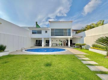 Casa de 5 habitaciones, Cuernavaca · Renta Casa Exclusivo Fracc en Vista Hermosa