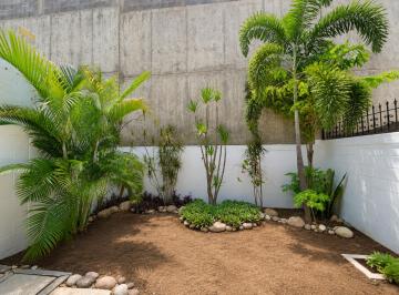 Casa de 2 habitaciones, Culiacán · Vendo Casa Equipada en Perisur Frente a Área Verde y con Patio Para Crecer