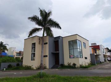 Casa de 3 habitaciones, Fortín · Se Vende Casa en Fraccionamient