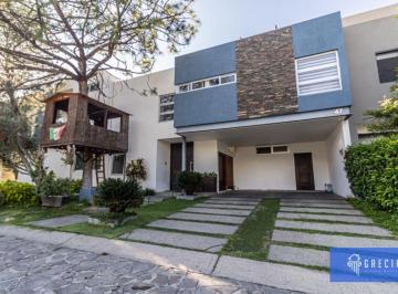 Casa de 4 habitaciones, Zapopan · Casa en Venta en Novaterra