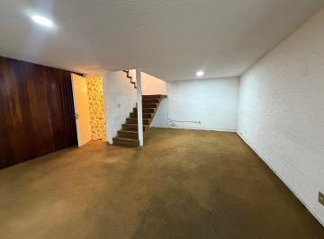 ca07866ac0abc9a4014f09a76591e7a8e0b13d1a8d4daf6c28a31769779c8315 · Casa Para Oficina en Renta, Letran Vallle