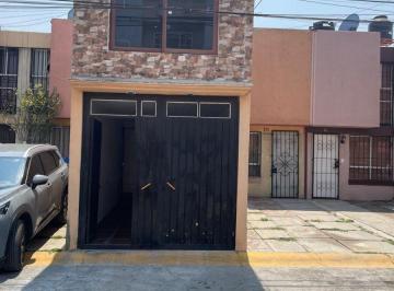 Casa de 3 habitaciones, Coacalco de Berriozábal · Casa con 3 Recámaras en Venta en San Francisco Coacalco Secc Héroes