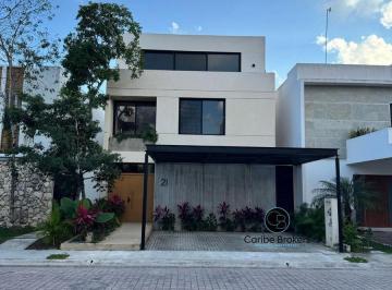 Casa · 270m² · 4 Recámaras · 2 Estacionamientos · Casa Minimalista en Aqua Residencial
