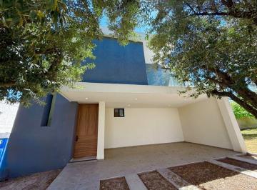 Casa · 267m² · 4 Recámaras · 2 Estacionamientos · Casa en Quinta Los Olivos Nueva (Al Nor - Poniente)