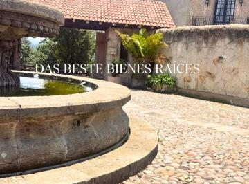 Casa · 3 Recámaras · 3 Estacionamientos · Casa en Renta en Condado de Sayavedra Fincas Zona Esmeralda