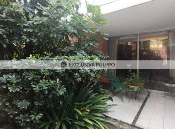 Casa · 227m² · 4 Recámaras · 1 Estacionamiento · Casa en Venta en Jardines de Coyoacán