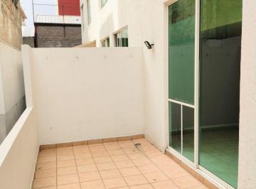 Departamento de 3 habitaciones, Miguel Hidalgo · Departamento en Renta con Terraza en Planta Baja