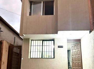 Casa · 2 Recámaras · Casa en Valle La Silla