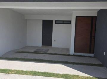 Casa de 3 habitaciones, El Marqués · Venta de Casa en Rodanta
