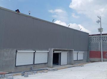 Local comercial , Saltillo · Estrena Local Comercial en Renta Sobre Otilio González