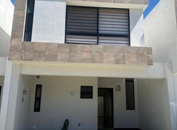 Casa en condominio · 147m² · 3 Recámaras · 2 Estacionamientos · Casa en Renta en Lomas III, Entrega en Agosto, 3 Recámaras, $15,000 con Mantenimiento