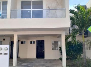 Casa de 3 habitaciones, Solidaridad · Casa de 3 Recámaras en Venta en Selvanova Playa del Carmen