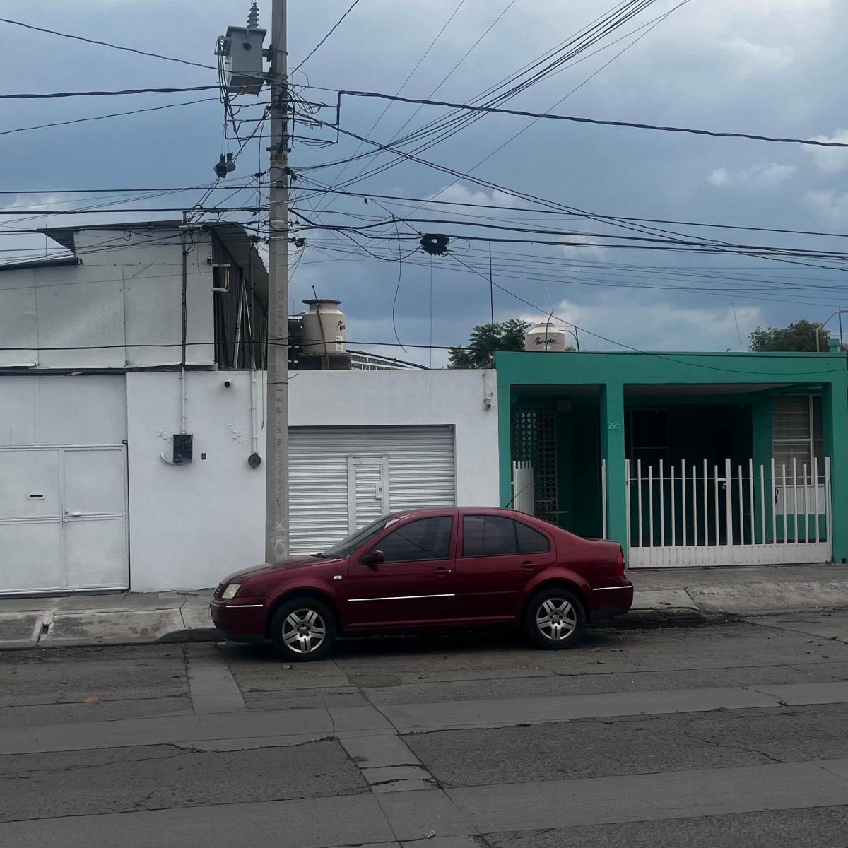 Casa de 1 Piso con Local y Bodega (Mini Nave)