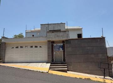 Casa de 4 habitaciones, Atizapán de Zaragoza · Venta/ Renta de Casa en Mayorazgos del Bosque, Atizapán de Zaragoza