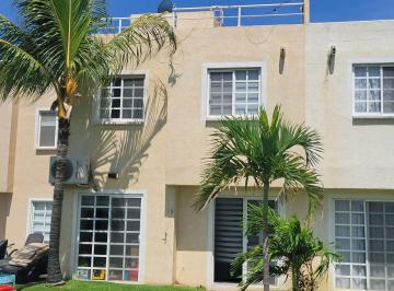 Casa en condominio de 3 habitaciones, Acapulco de Juárez · Casa en Puente del Mar Muy Buenos Acabados