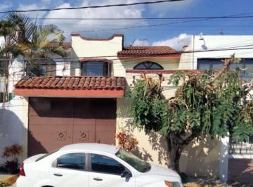 Casa de 3 habitaciones, Cuernavaca · Casa - Venta - Garantía Hipotecaria - Vista Hermosa - Cuernavaca - Morelos